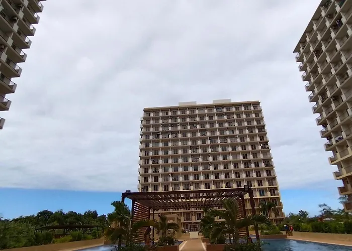 Fast Wifi Modern Condo Minutes Away From Airport Apartment *